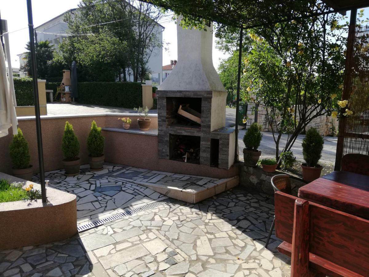 Family Apartman Luka Lägenhet Rovinj Exteriör bild